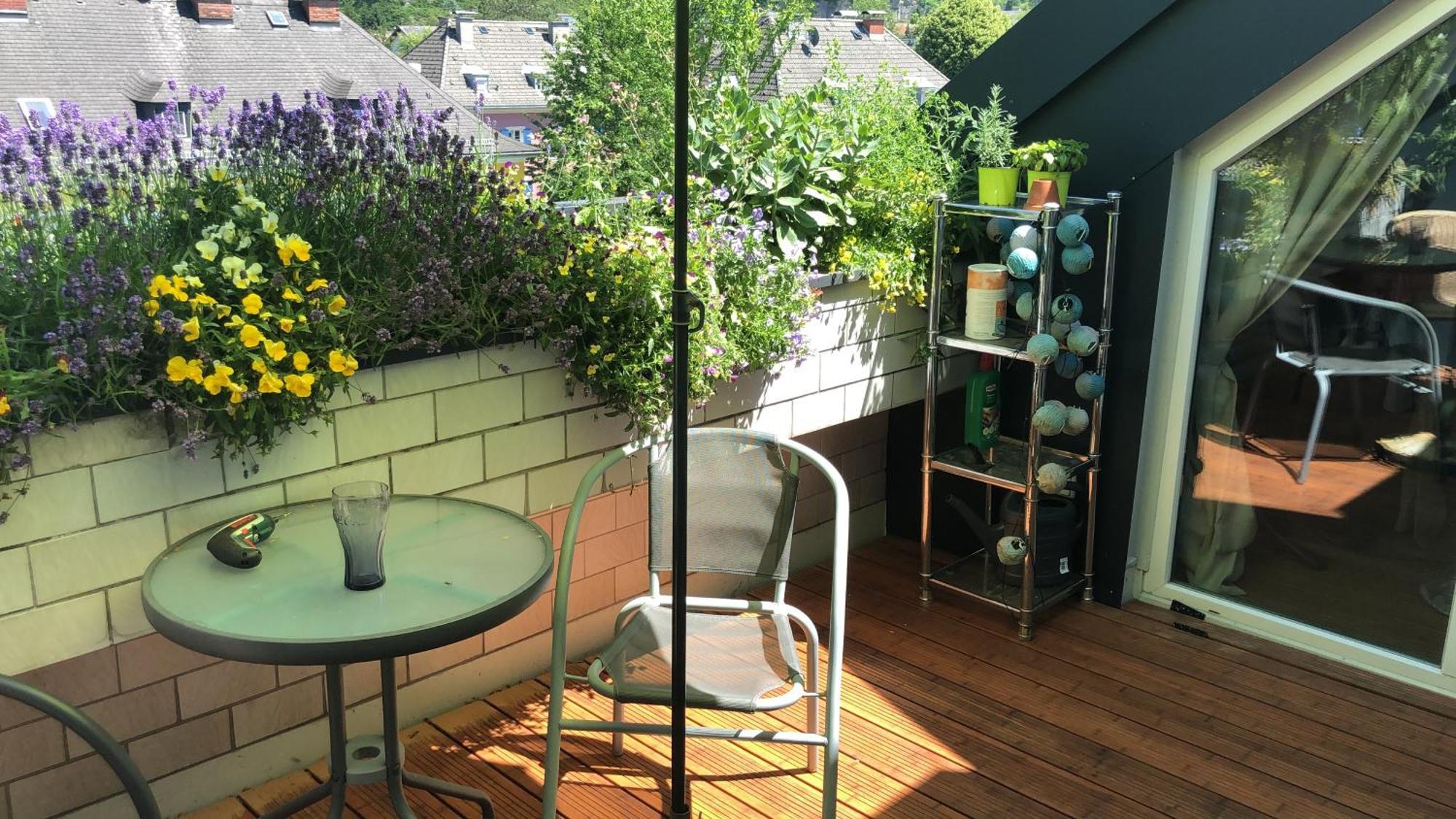 Ruhiges Mit Dachterrasse In Appartamento
